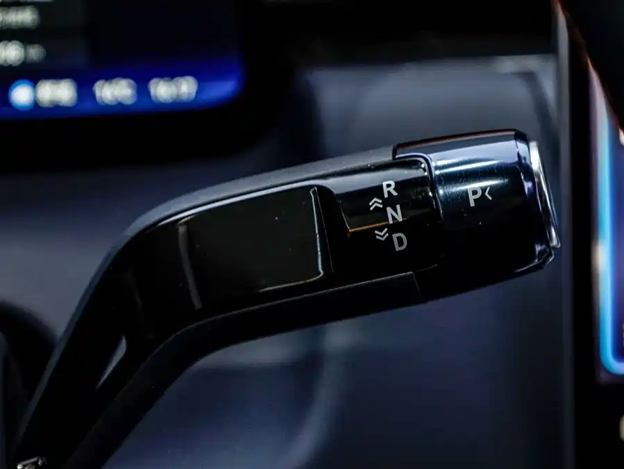 900x675_0_q87_c42_autohomecar__ChxpVmmw4OiARDtwAAD3f8G3RK4959.jpg.webp Used Zeekr 9X 2025 Yao Black Edition 70kWh