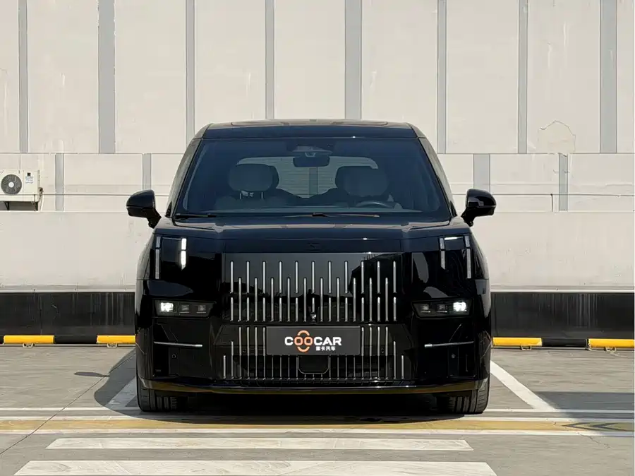 900x675_0_q87_c42_autohomecar__ChxpVmmw4y-AfbjmAAYXUFa5R94176.jpg.webp Used Zeekr 009 2022 WE version