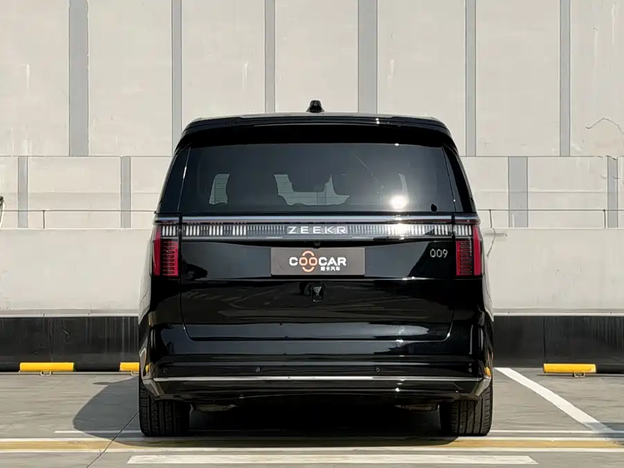 900x675_0_q87_c42_autohomecar__ChxpVmmw4zCAQcV-AAUzfm3HLZg570.jpg.webp Used Zeekr 009 2022 WE version