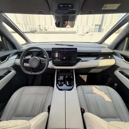 900x675_0_q87_c42_autohomecar__ChxpVmmw4zOANcGlAApuRKWA_cA079.jpg.webp Used Zeekr 009 2022 WE version