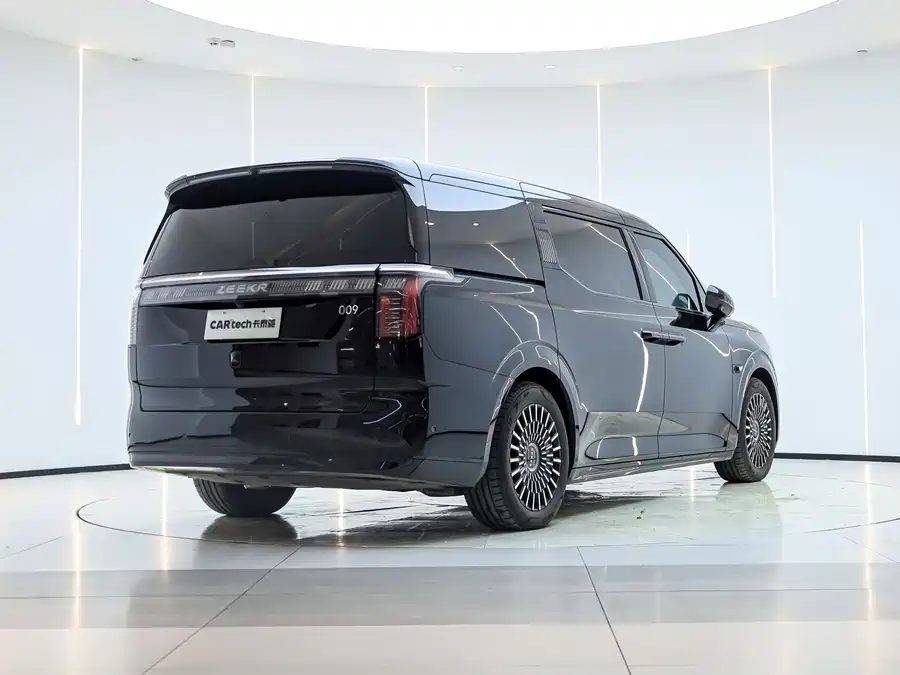 900x675_0_q87_c42_autohomecar__ChxpVmmwM32ANIj-AAWwKsOgA6U532.jpg.webp Used Zeekr 009 2024 seven-seat aisle version four-wheel drive 108kWh