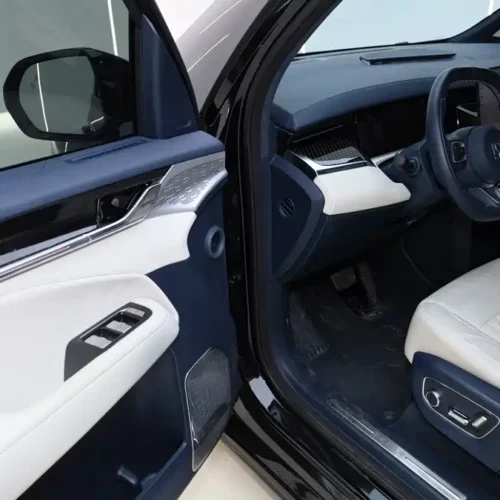 900x675_0_q87_c42_autohomecar__ChxpVmmwM4iAV0F_AAeRP3hMxs0999.jpg.webp Used Zeekr 009 2024 seven-seat aisle version four-wheel drive 108kWh