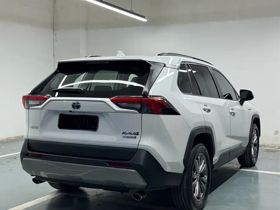 900x675_0_q87_c42_autohomecar__ChxpVmmwvcCAHmuUAAaGt_aVGac574.jpg.webp Used Toyota RAV4 Rongfang 2024 Dual Engine 2.5L E-CVT Two-wheel Drive Elite Plus Edition