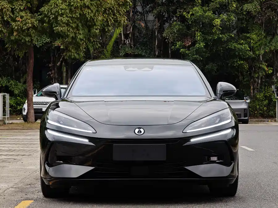 900x675_0_q87_c42_autohomecar__ChxpVmmxF76ANPUUAAcMxBbpFzg670.jpg.webp Used Denza Z9 2024 1100km four-wheel drive Ultra version