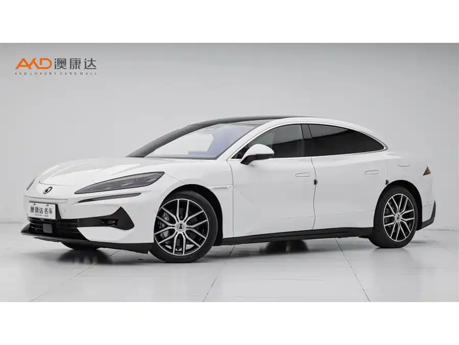 Used Denza Z9 2024 1100km four-wheel drive Max version