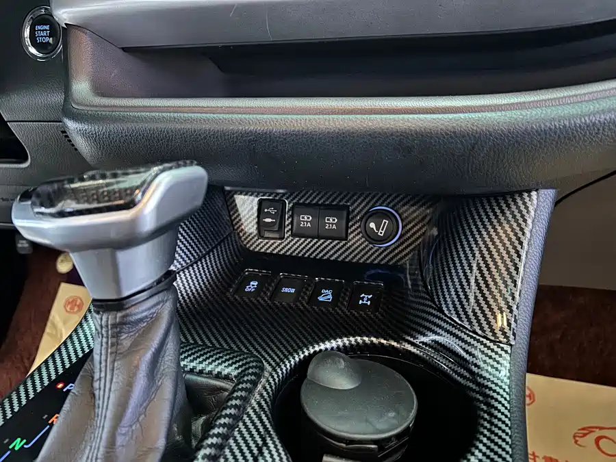 Used Toyota Highlander 2018 2.0T four-wheel drive luxury version