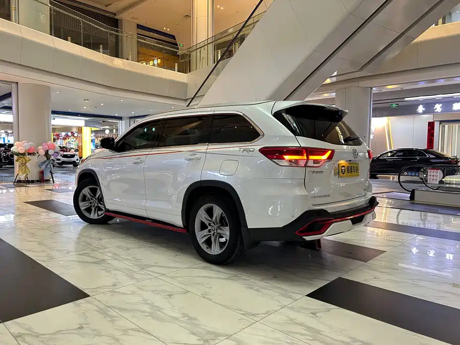 Used Toyota Highlander 2018 2.0T four-wheel drive luxury version