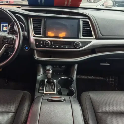900x675_0_q87_c42_autohomecar__ChxpVmmz0jyAJaiDABHxUcLZ_DY442.jpg.webp Used Toyota Highlander 2018 2.0T four-wheel drive luxury version 7 seats National V