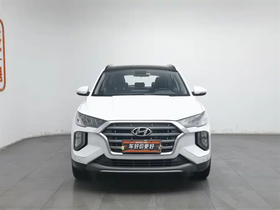 900x675_0_q87_c42_autohomecar__ChxpVmmz3dKARPqVAAEDnUgXyQ4467.jpg.webp Used Hyundai Tucson 2019 280TGDi dual-clutch two-wheel drive fashion version National V