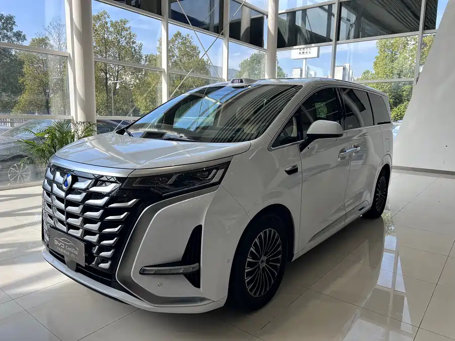900x675_0_q87_c42_autohomecar__ChxpVmmzcPaAJdS5AAoczdRbcIU935.jpg.webp Used Denza D9 2025 DM-i smart driving version 1020 four-wheel drive flagship model