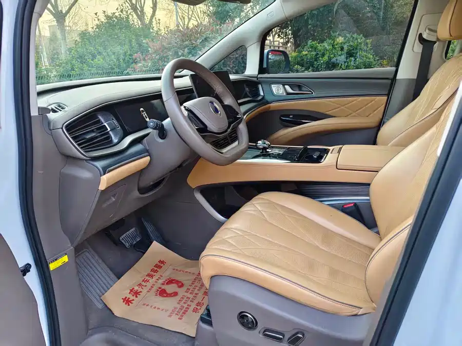 900x675_0_q87_c42_autohomecar__ChxpVmmzvySAJfEMAAiQL1fb08U058.jpg.webp Used Denza D9 2022 DM-i 970 four-wheel drive premium model