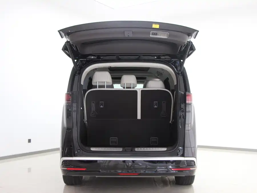 Used Denza D9 2024 DM-i 980 four-wheel drive flagship model