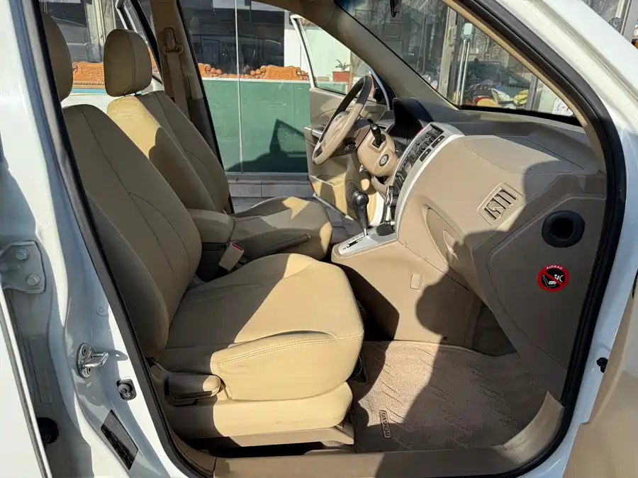 Used Hyundai Tucson 2013 2.0L automatic two-wheel drive comfort model