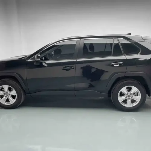 900x675_0_q87_c42_autohomecar__ChxpWGk27sKATBAKAALAmYvWIJk618.jpg.webp Used Toyota RAV4 Rongfang 2023 2.0L CVT two-wheel drive urban version