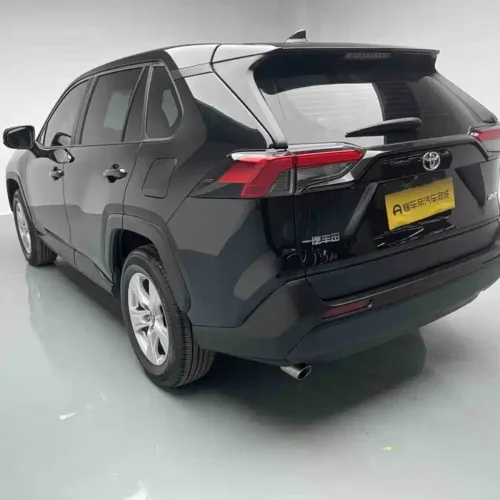 900x675_0_q87_c42_autohomecar__ChxpWGk27saAbbKcAAMD7z2dK-A387.jpg.webp Used Toyota RAV4 Rongfang 2023 2.0L CVT two-wheel drive urban version