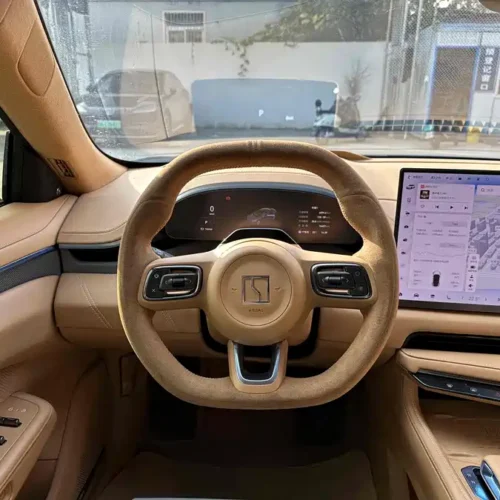 900x675_0_q87_c42_autohomecar__ChxpWGkHYeGAAxxvAAbdyehAmzw935.jpg.webp Used Zeekr 001 2024 ME version 100kWh four-wheel drive