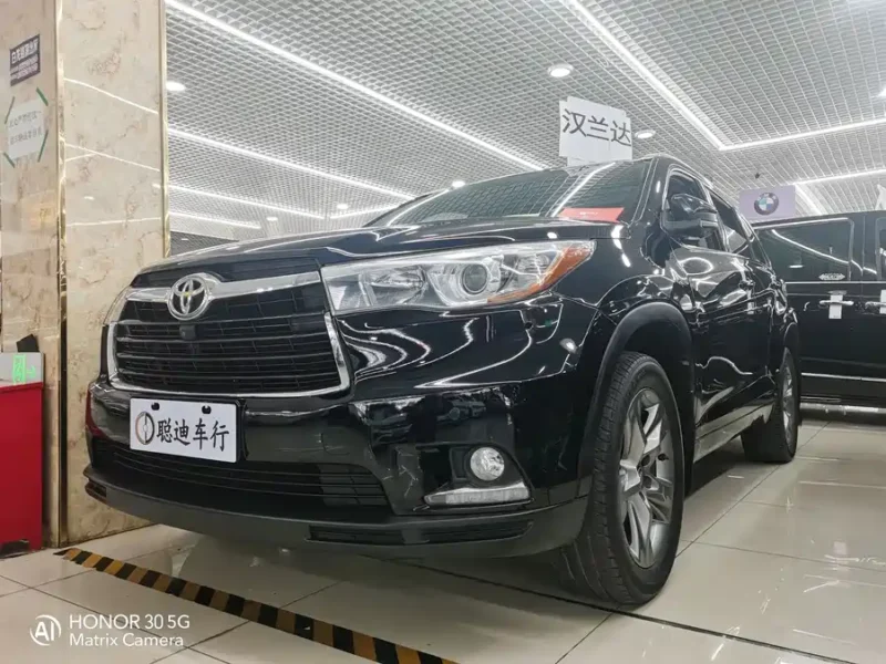 900x675_0_q87_c42_autohomecar__ChxpWGkMN6KANKRnAAZPpQos-Cc242.jpg.webp Used Toyota Highlander 2017 2.0T four-wheel drive luxury version 7 seats