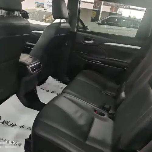900x675_0_q87_c42_autohomecar__ChxpWGkMN6mANRmtAAJZUYwz7g0807.jpg.webp Used Toyota Highlander 2017 2.0T four-wheel drive luxury version 7 seats