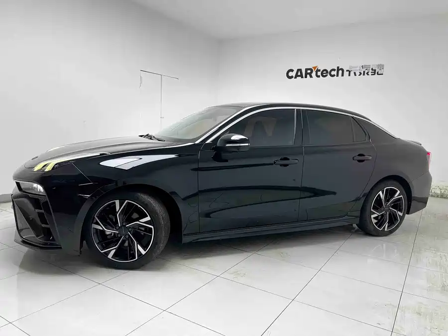 900x675_0_q87_c42_autohomecar__ChxpWGkfzryAUyeJAAU3AUQ19uQ256.jpg.webp Used Lynk & Co 03 2023 1.5TD DCT Pro