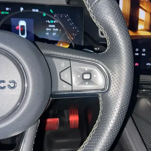 900x675_0_q87_c42_autohomecar__ChxpWGkfzs6AN3UWAAvV7I2PsEE374.jpg.webp Used Lynk & Co 03 2023 1.5TD DCT Pro