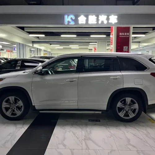 Used Toyota Highlander 2018 2.0T four-wheel drive luxury version