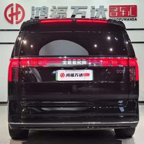 900x675_0_q87_c42_autohomecar__ChxpWGkgIc2AW0TwAAZ3Yhc35dU045.jpg.webp Used Zeekr 009 2024 six-seat executive version four-wheel drive 108kWh