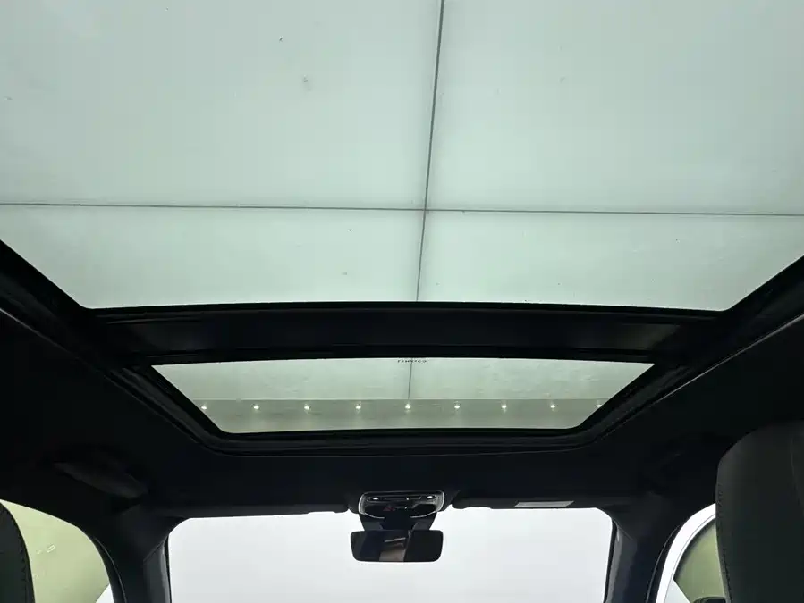 900x675_0_q87_c42_autohomecar__ChxpWGkoF4eAPL0oAAGoFLiaS1A428.jpg.webp Used Lynk & Co 03 2022 1.5TD DCT Pro