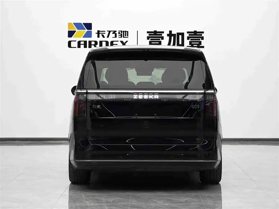 900x675_0_q87_c42_autohomecar__ChxpWGl0KQeAVfo2AAE-Q7IH_y0208.jpg.webp Used Zeekr 009 2024 seven-seater aisle version 108kWh