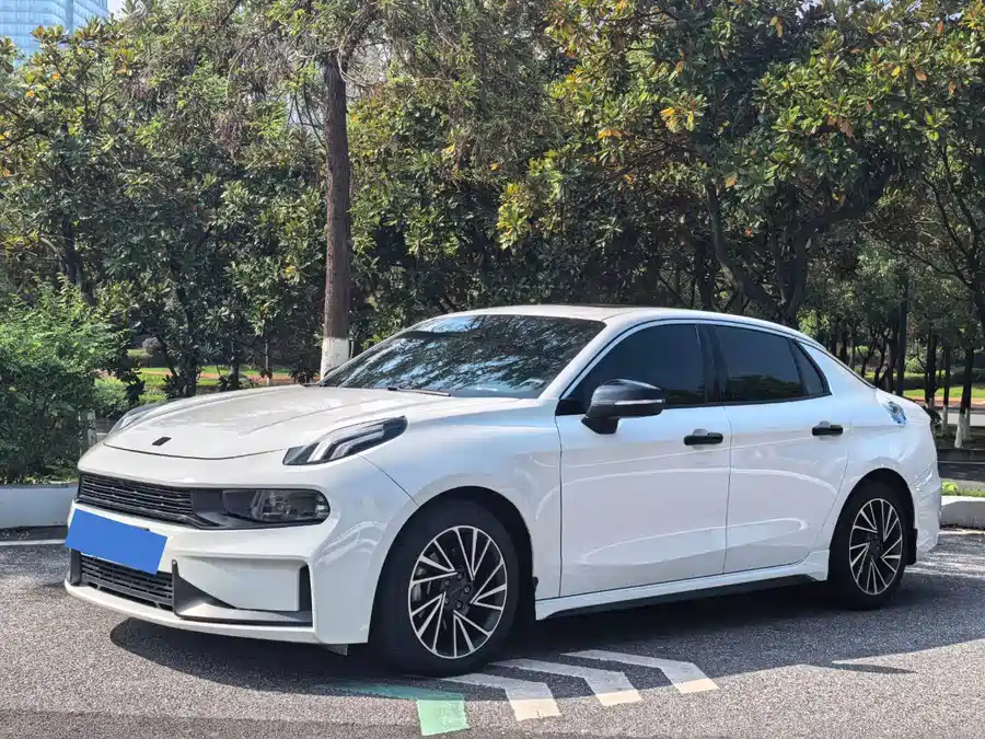900x675_0_q87_c42_autohomecar__ChxpWGl0Zr6ATlQzAASFBPWVpT4756.jpg.webp Used Lynk & Co 03 2021 1.5TD DCT Plus