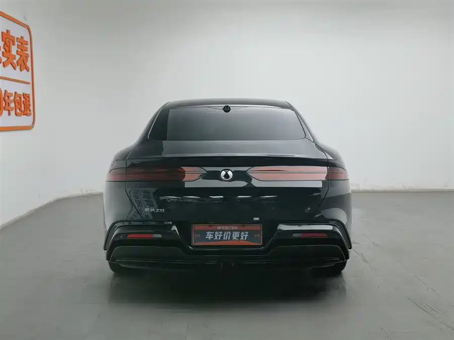 900x675_0_q87_c42_autohomecar__ChxpWGl5wWyAJHucAADygCExa4A744.jpg.webp Used Denza Z9 2024 1100km four-wheel drive Ultra version