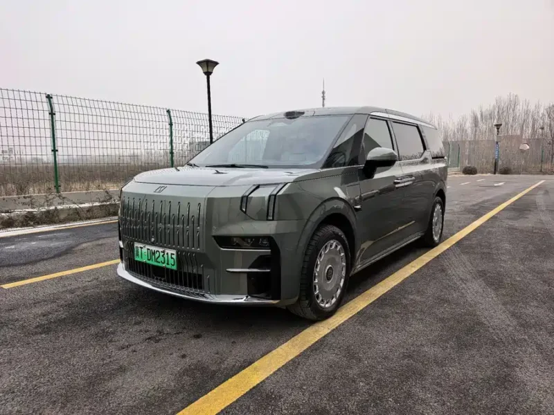 Used Zeekr 009 2024 seven-seater aisle version 108kWh