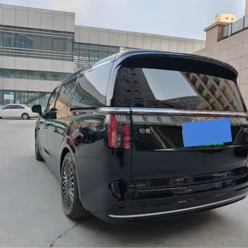 900x675_0_q87_c42_autohomecar__ChxpWGl6HAeARHMFAAQhrcMFE-w296.jpg.webp Used Zeekr 009 2022 facelift WE version