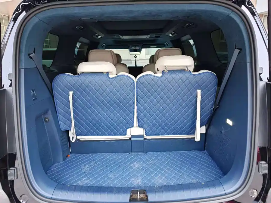 900x675_0_q87_c42_autohomecar__ChxpWGl6HBCAVFpHAAimVL8m8uU465.jpg.webp Used Zeekr 009 2022 facelift WE version