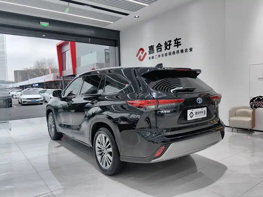 900x675_0_q87_c42_autohomecar__ChxpWGl7LoaAWmY4AAXRojwTdDk172.jpg.webp Used Toyota Highlander 2023 2.5L smart electric hybrid dual-engine four-wheel drive luxury version 7 seats