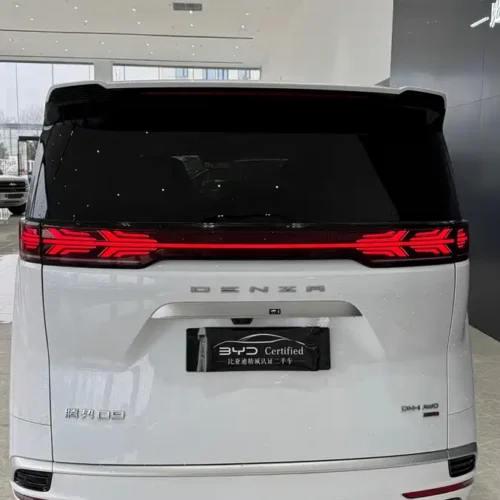 Used Denza D9 2025 DM-i smart driving version 1020 four-wheel drive flagship model