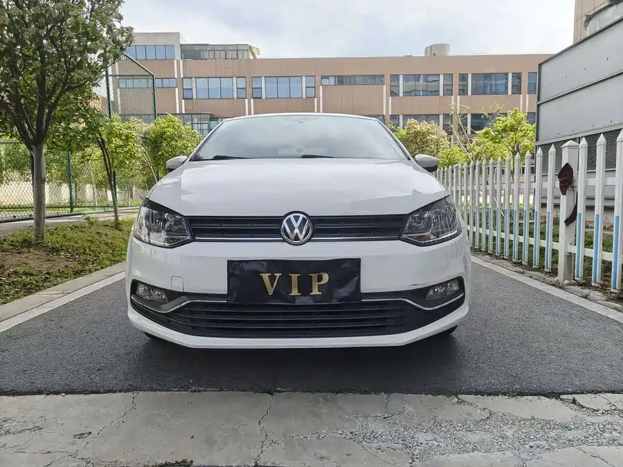 Used Volkswagen Polo 2018 1.5L automatic safe driving model