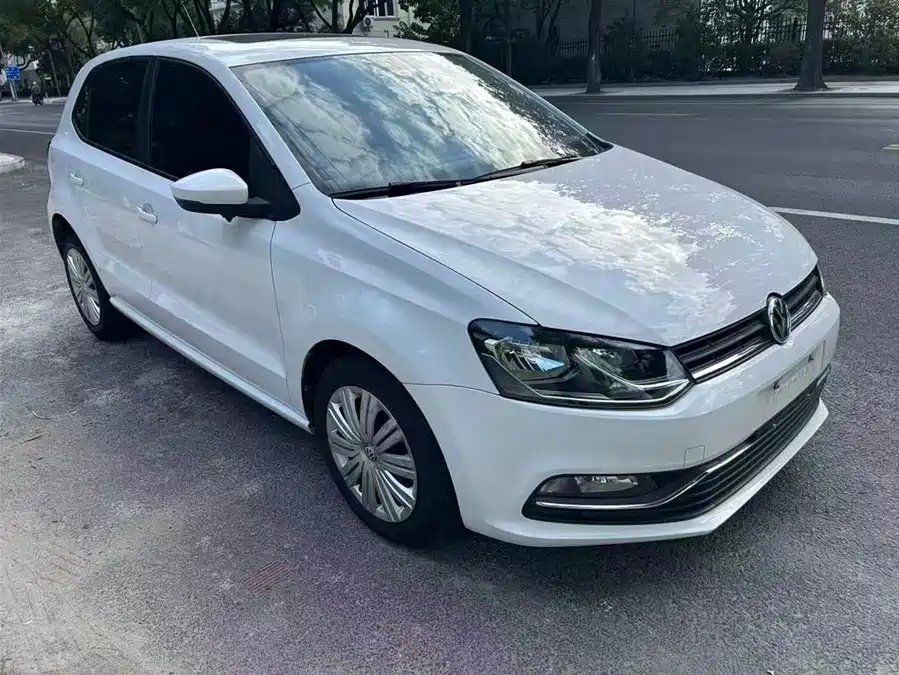 Used Volkswagen Polo 2018 1.5L automatic safe driving model