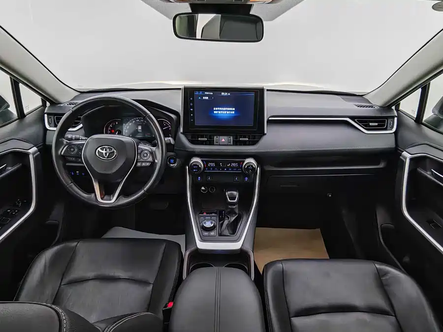 Used Toyota RAV4 Rongfang 2020 2.0L CVT four-wheel drive premium version
