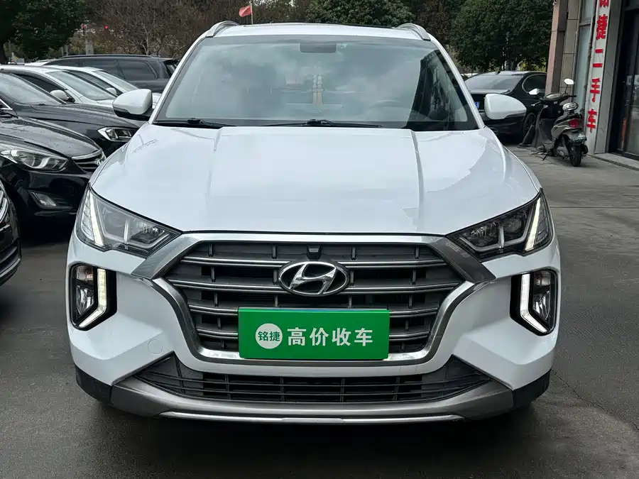 900x675_0_q87_c42_autohomecar__ChxpWGlI3WuAdgcCAAmngSgXdto707.jpg.webp Used Hyundai Tucson 2020 280TGDi dual-clutch two-wheel drive intelligent version National V