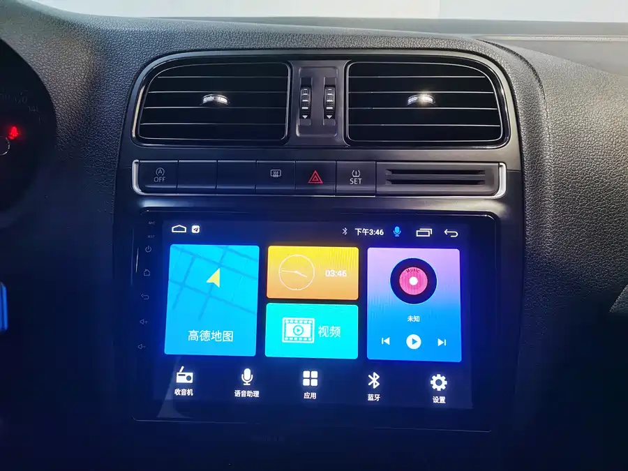 Used Volkswagen Polo 2018 1.5L manual safe driving model