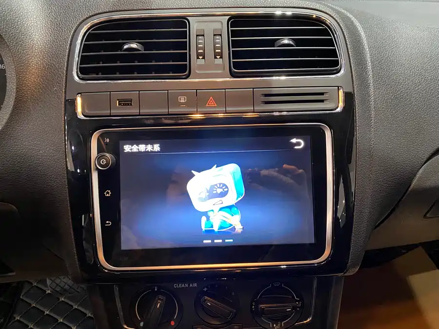 Used Volkswagen Polo 2016 1.6L automatic comfort model