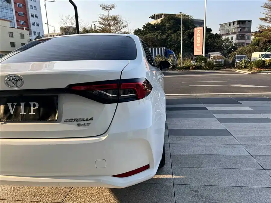 900x675_0_q87_c42_autohomecar__ChxpWGlPoU-AXw21AAKfEULUpLQ782.jpg.webp Used Toyota Corolla 2021 1.2T S-CVT Elite PLUS Edition