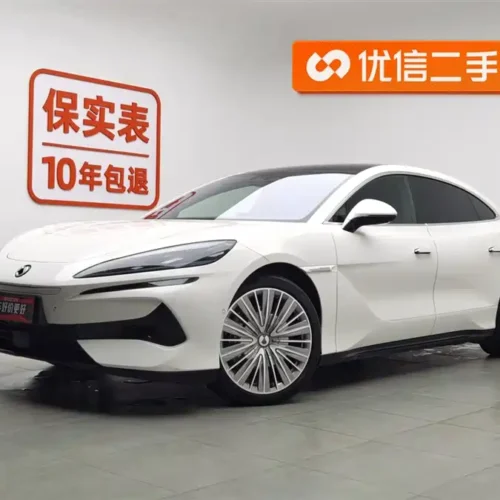 900x675_0_q87_c42_autohomecar__ChxpWGlRhq-AJMMEAAFdNwXsLM4682.jpg.webp Used Denza Z9 2024 1100km four-wheel drive Ultra version