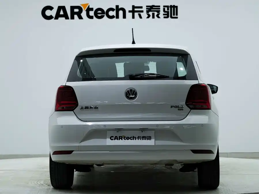 Used Volkswagen Polo 2016 1.6L automatic comfort model