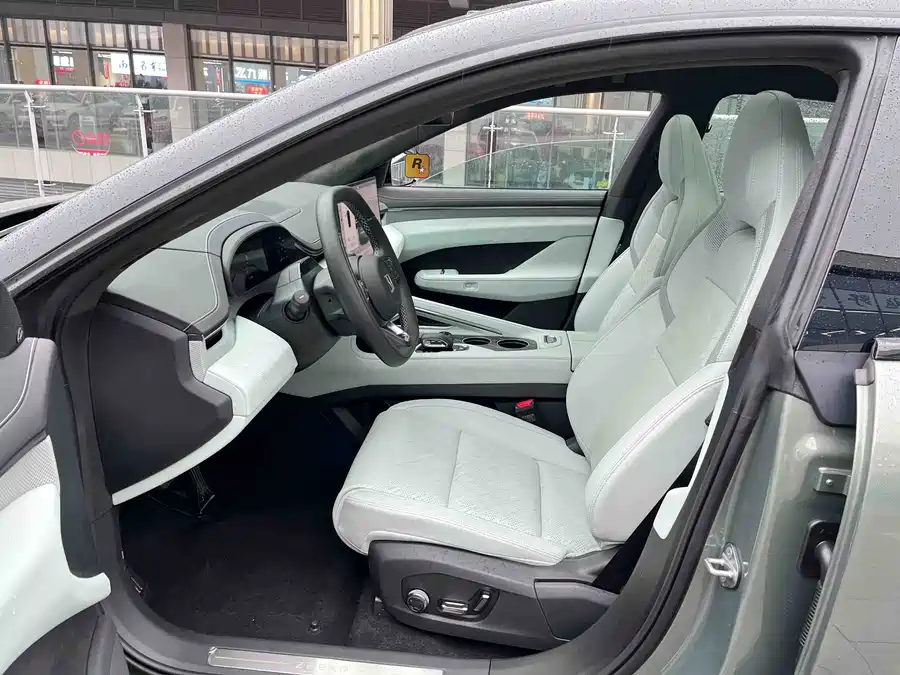Used Zeekr 001 2025 WE version 100kWh rear drive