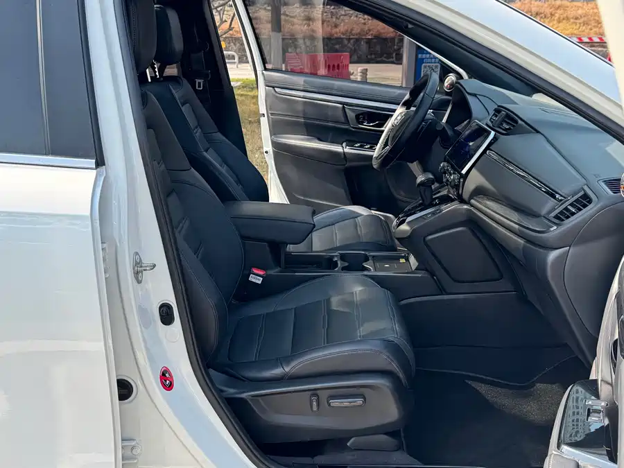 900x675_0_q87_c42_autohomecar__ChxpWGlnPPmAQgA9AAhCVr8CRLs347.jpg.webp Used Honda CR-V 2021 240TURBO CVT four-wheel drive Black Jazz Edition