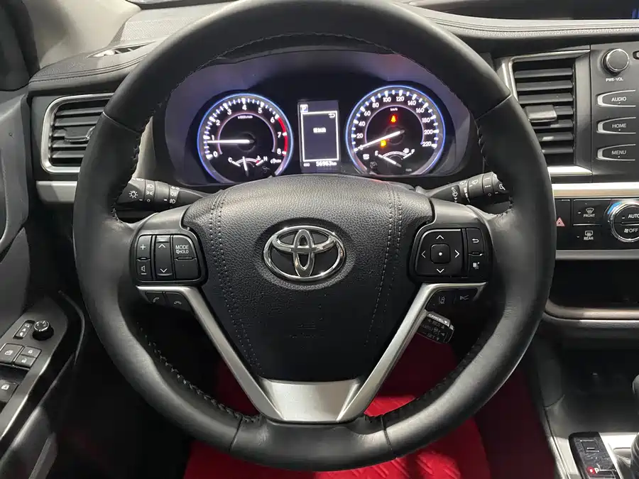 900x675_0_q87_c42_autohomecar__ChxpWGlu_wKAIETDAApwKSgp3dg069.jpg.webp Used Toyota Highlander 2018 2.0T two-wheel drive luxury version