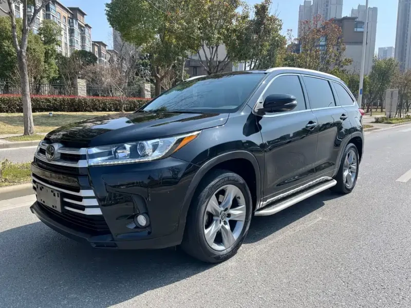Used Toyota Highlander 2021 2.0T two-wheel drive luxury version 7 seats