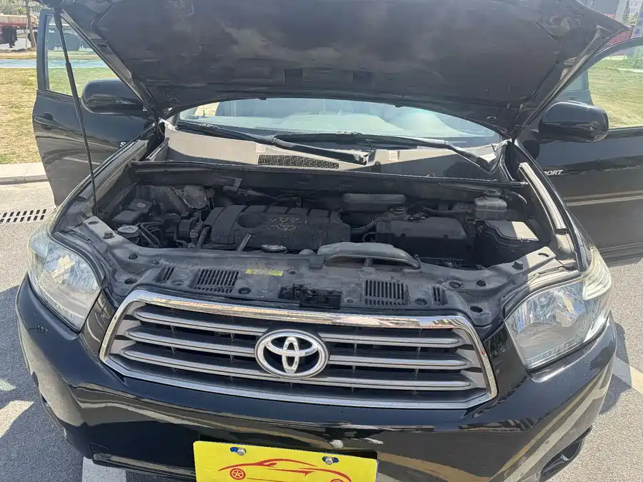 900x675_0_q87_c42_autohomecar__ChxpWGm2dPGAQE79AAf1pSa8D4g476.jpg.webp Used Toyota Highlander 2009 2.7L 2WD 7-seat luxury navigation version