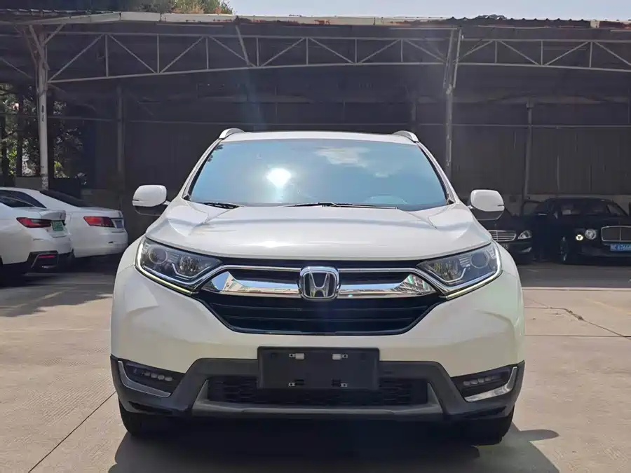 900x675_0_q87_c42_autohomecar__ChxpWGm6HHaAeFT5AAXUlNb-jDg595.jpg.webp Used Honda CR-V 2017 240TURBO CVT two-wheel drive fashion version